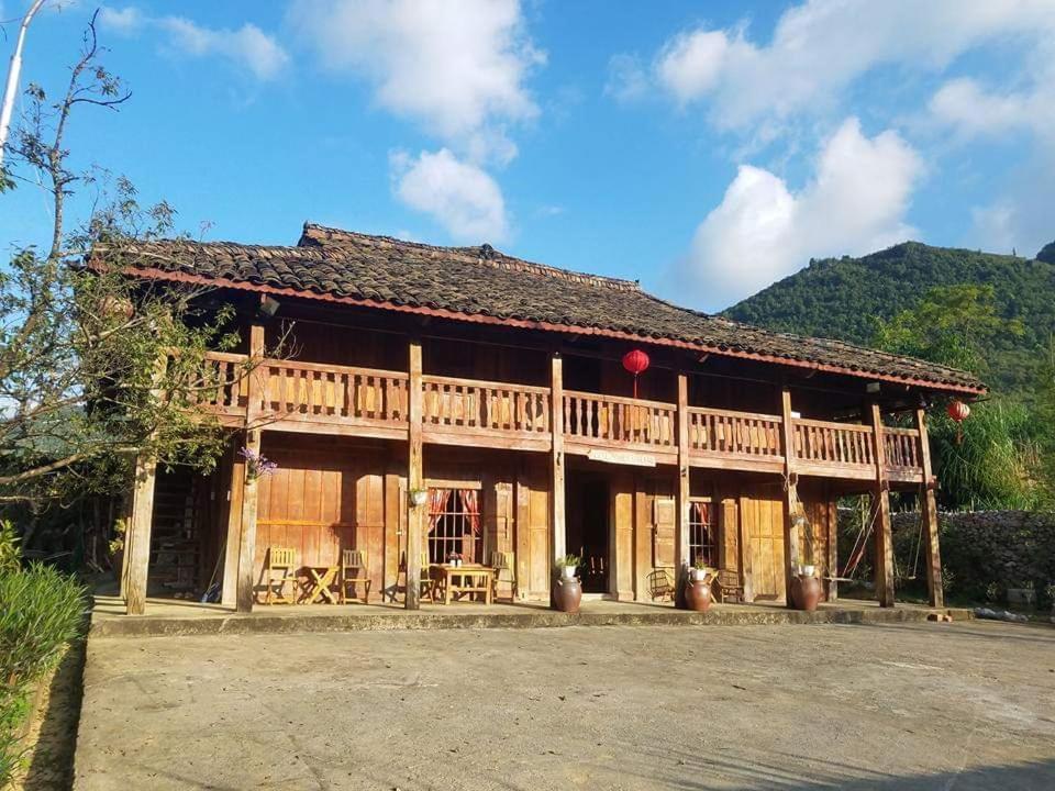 Lo Lo Homestay & Cafe Meo Vac Exterior photo
